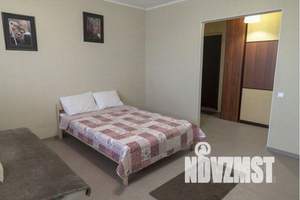 1-к квартира, посуточно, 44м2, 7/10 этаж