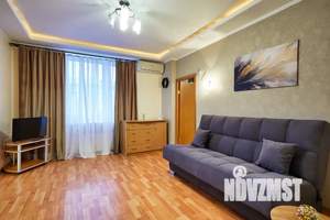 2-к квартира, посуточно, 65м2, 2/5 этаж