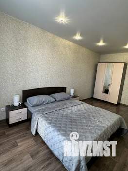 2-к квартира, посуточно, 60м2, 12/18 этаж