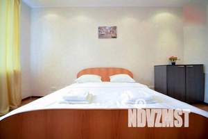 2-к квартира, посуточно, 56м2, 4/5 этаж
