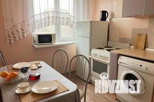 1-к квартира, посуточно, 35м2, 5/9 этаж