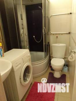 Студия квартира, посуточно, 30м2, 11/18 этаж