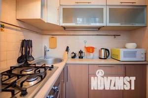 2-к квартира, посуточно, 56м2, 3/5 этаж