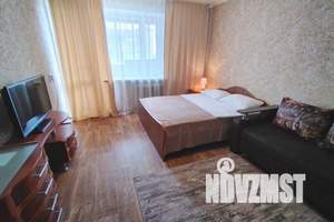 1-к квартира, посуточно, 36м2, 8/12 этаж