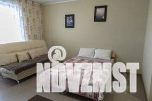 1-к квартира, посуточно, 44м2, 7/10 этаж