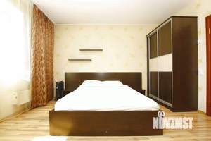 1-к квартира, посуточно, 43м2, 1/1 этаж