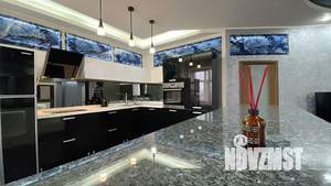 3-к квартира, посуточно, 84м2, 1/1 этаж