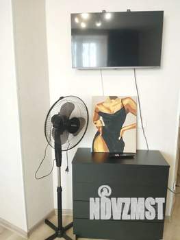 1-к квартира, посуточно, 28м2, 10/18 этаж