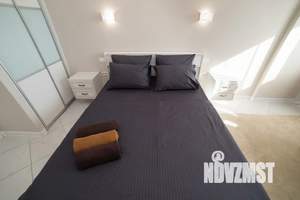 2-к квартира, посуточно, 70м2, 13/16 этаж