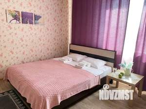 1-к квартира, посуточно, 43м2, 1/1 этаж