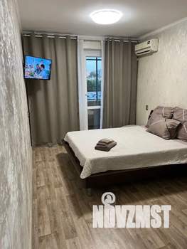 1-к квартира, посуточно, 32м2, 3/9 этаж