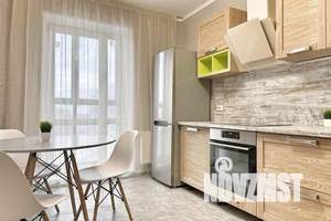 1-к квартира, посуточно, 42м2, 9/18 этаж