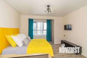 Студия квартира, посуточно, 35м2, 15/25 этаж