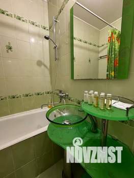 1-к квартира, посуточно, 43м2, 4/10 этаж