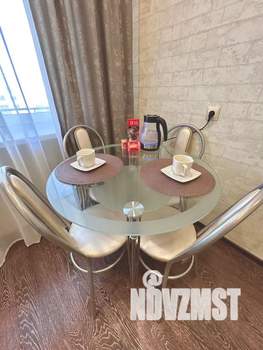 1-к квартира, посуточно, 37м2, 13/14 этаж