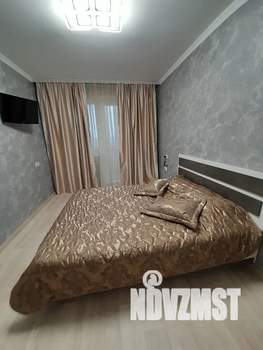 1-к квартира, посуточно, 38м2, 8/10 этаж