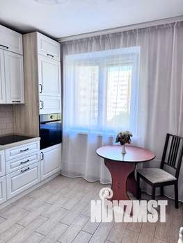 2-к квартира, посуточно, 57м2, 4/10 этаж