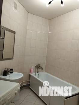 Студия квартира, посуточно, 35м2, 2/20 этаж