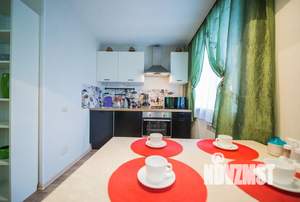 Студия квартира, посуточно, 34м2, 4/5 этаж