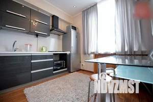 2-к квартира, посуточно, 56м2, 4/5 этаж