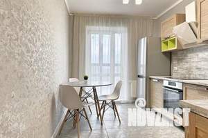 1-к квартира, посуточно, 42м2, 9/18 этаж