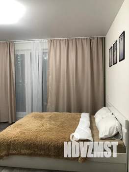 Студия квартира, посуточно, 24м2, 2/18 этаж