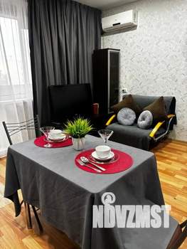 2-к квартира, посуточно, 58м2, 1/1 этаж