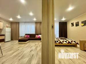 1-к квартира, посуточно, 63м2, 16/20 этаж