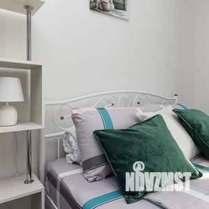 Студия квартира, посуточно, 25м2, 6/10 этаж