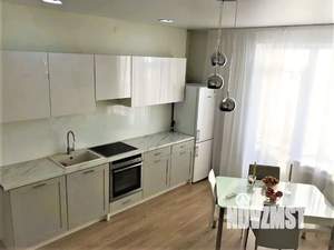 2-к квартира, посуточно, 43м2, 7/24 этаж