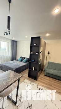 Студия квартира, посуточно, 37м2, 3/20 этаж