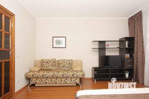 1-к квартира, посуточно, 43м2, 1/1 этаж