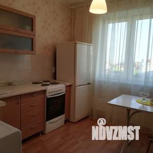 1-к квартира, посуточно, 40м2, 7/9 этаж