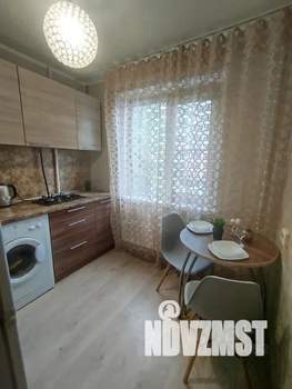 1-к квартира, посуточно, 32м2, 2/5 этаж