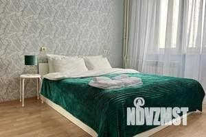 1-к квартира, посуточно, 42м2, 5/10 этаж