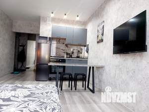 Студия квартира, посуточно, 28м2, 3/25 этаж