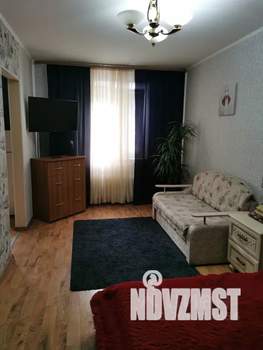 1-к квартира, посуточно, 35м2, 4/10 этаж