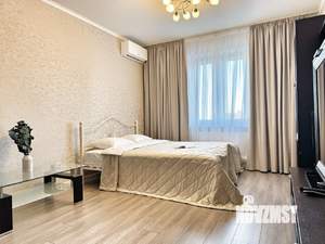 1-к квартира, посуточно, 42м2, 9/18 этаж