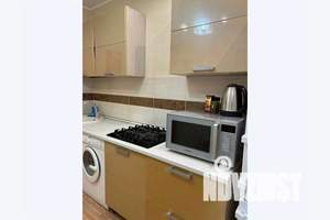 3-к квартира, посуточно, 72м2, 3/5 этаж