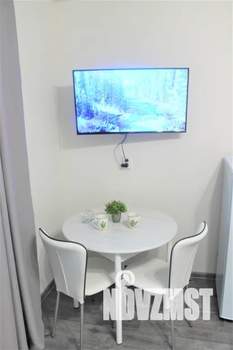 Студия квартира, посуточно, 24м2, 10/18 этаж