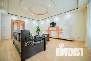 3-к квартира, посуточно, 98м2, 3/10 этаж