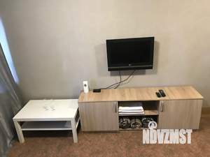 1-к квартира, посуточно, 44м2, 1/9 этаж