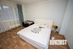 1-к квартира, посуточно, 40м2, 6/18 этаж