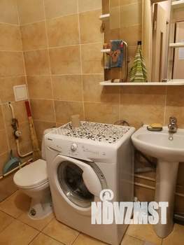 Студия квартира, посуточно, 26м2, 10/10 этаж