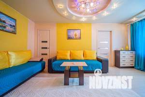 2-к квартира, посуточно, 64м2, 1/5 этаж