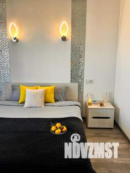 1-к квартира, посуточно, 42м2, 18/18 этаж