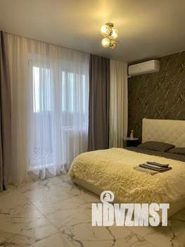 Студия квартира, посуточно, 34м2, 17/20 этаж