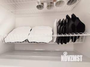 Студия квартира, посуточно, 40м2, 2/10 этаж