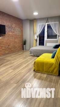 Студия квартира, посуточно, 35м2, 22/23 этаж