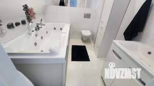 Студия квартира, посуточно, 42м2, 6/18 этаж